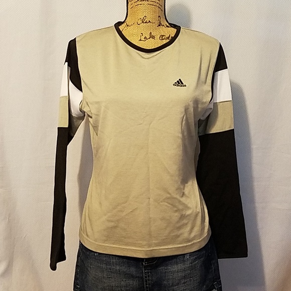 adidas Tops - Adidas long sleeve top.